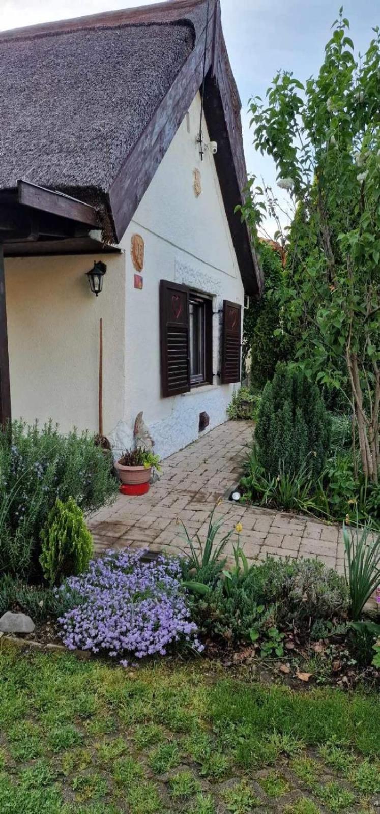 ולנצה Lovely Cottage Home מראה חיצוני תמונה